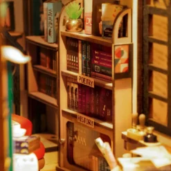 Book Nook Holzbausatz – Buchladen