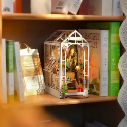 Book Nook Holzbausatz – Gartenhaus