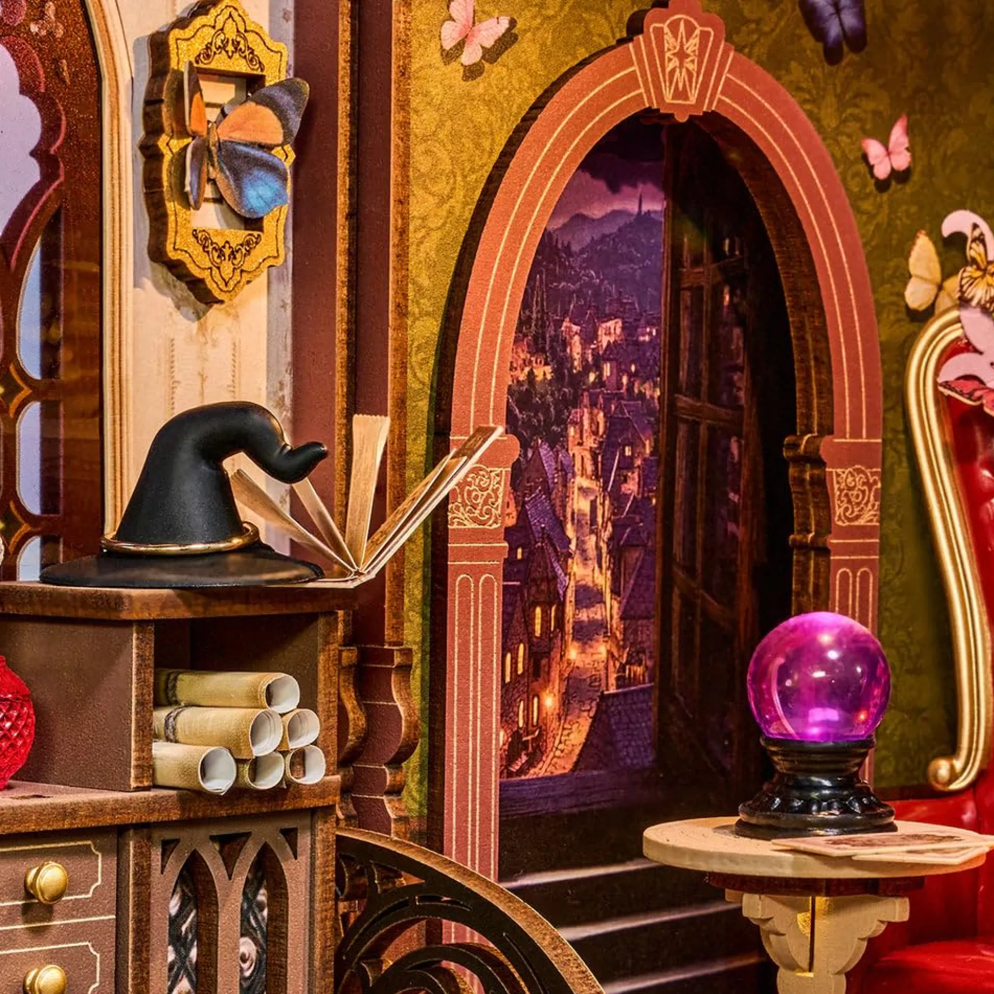 Book Nook Holzbausatz – Magische Fantasy-Ecke