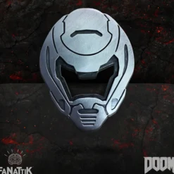 Doom Flaschenöffner im Helm-Design