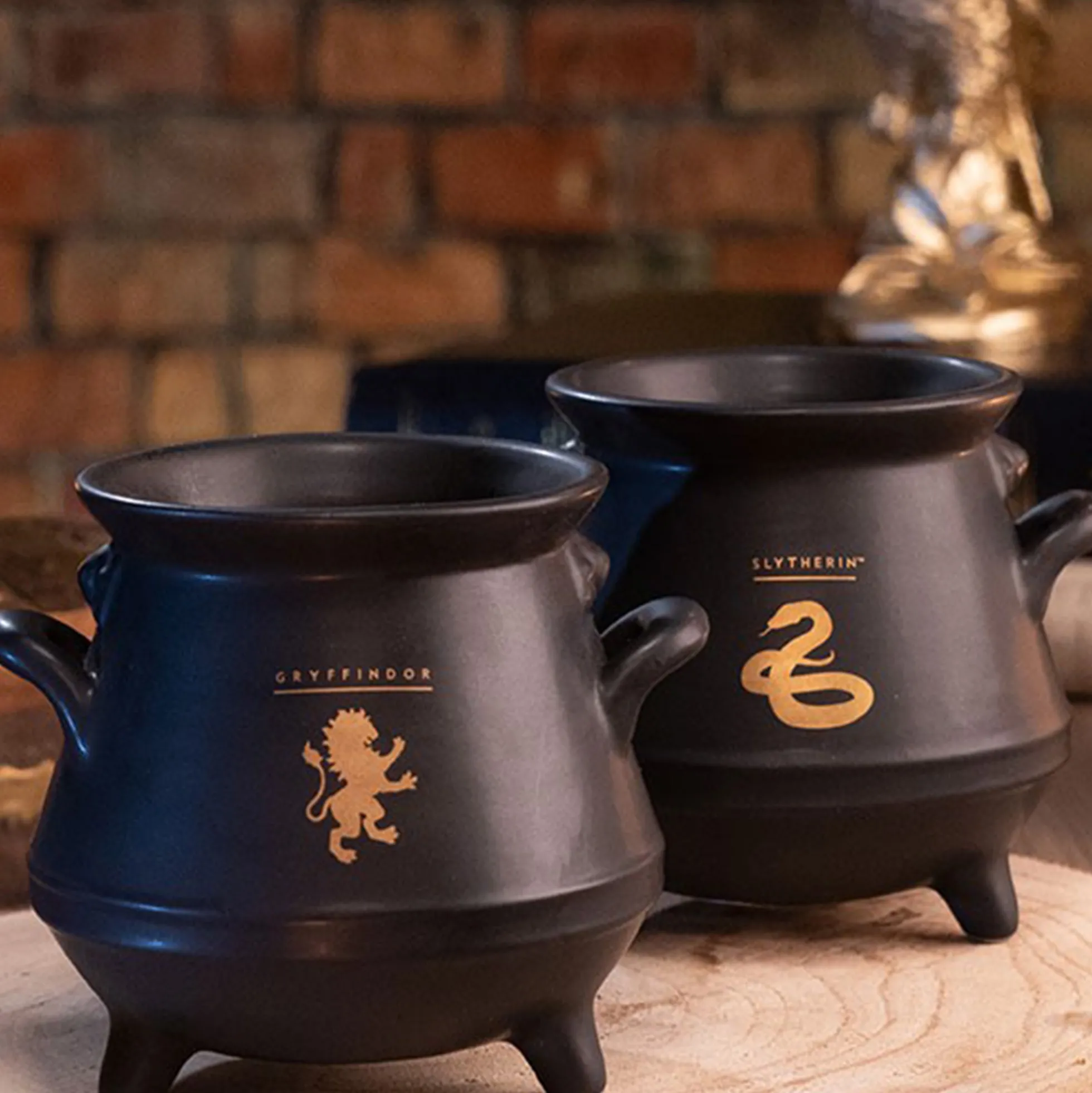 Harry Potter Hogwarts Zauberkessel-Teekanne mit Tassen