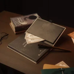 Harry Potter Premium Notizbuch mit Zauberstab-Stift