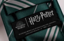 Harry Potter Slytherin Krawatte mit Hauswappen-Pin