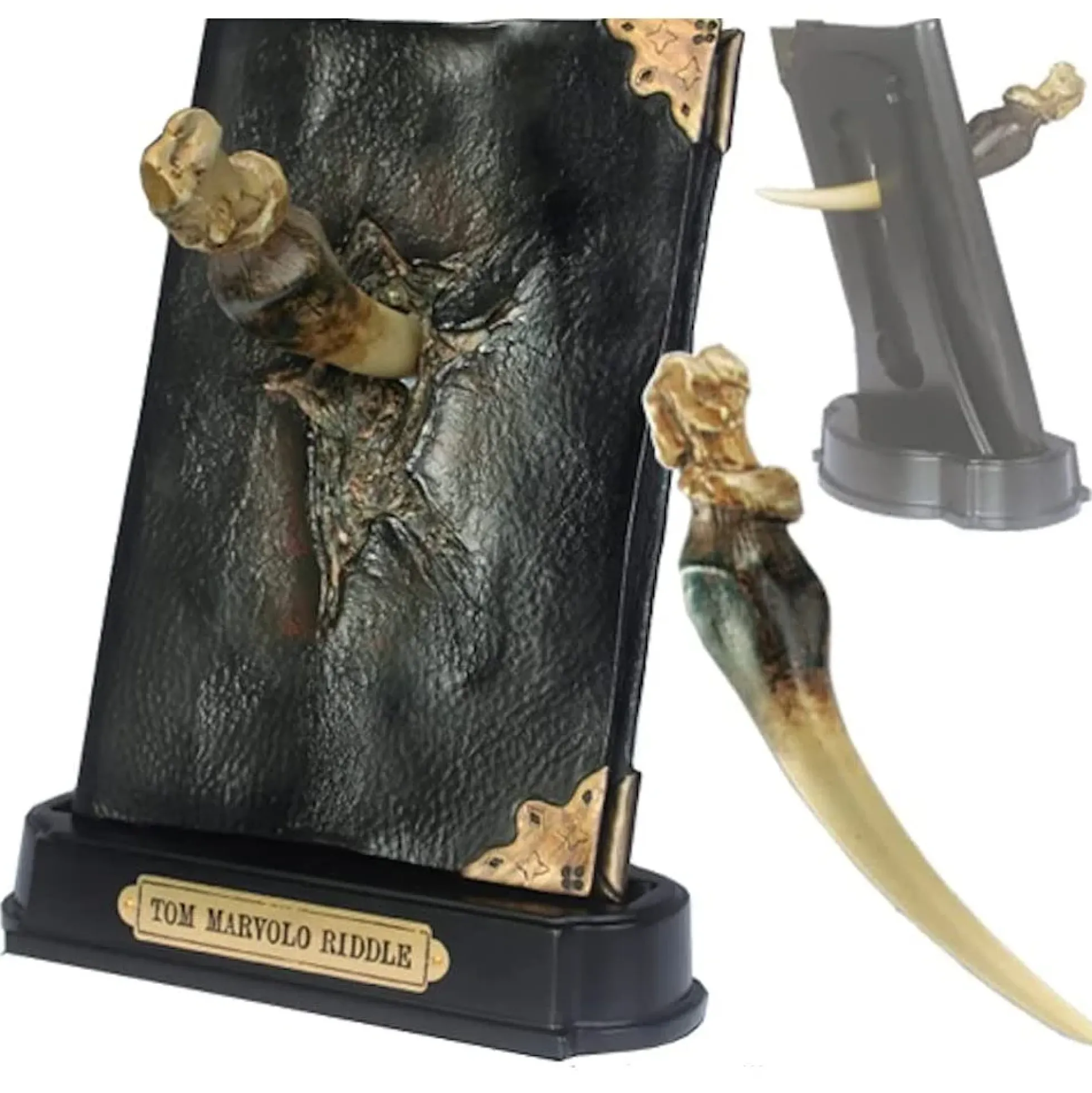 Harry Potter Tom Riddles Tagebuch mit Basiliskenzahn als Skulptur