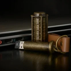 Kryptex Micro SD Adapter im Steampunk-Design