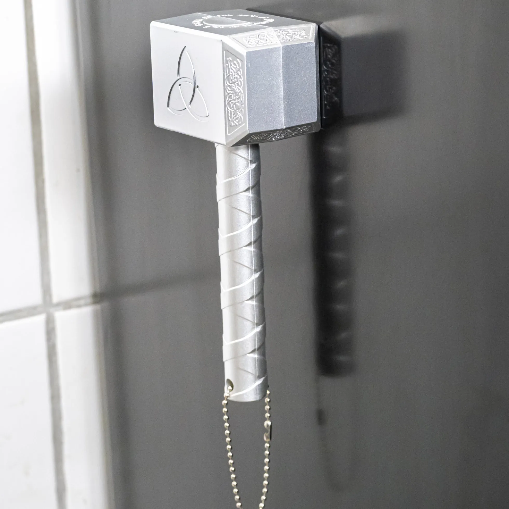 Mjölnir Flaschenöffner