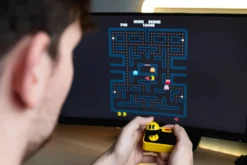 Pac-Man Plug and Play Konsole