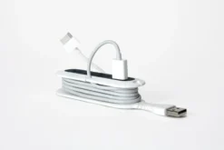 Quirky Contort USB-Hub mit vier Anschlüssen