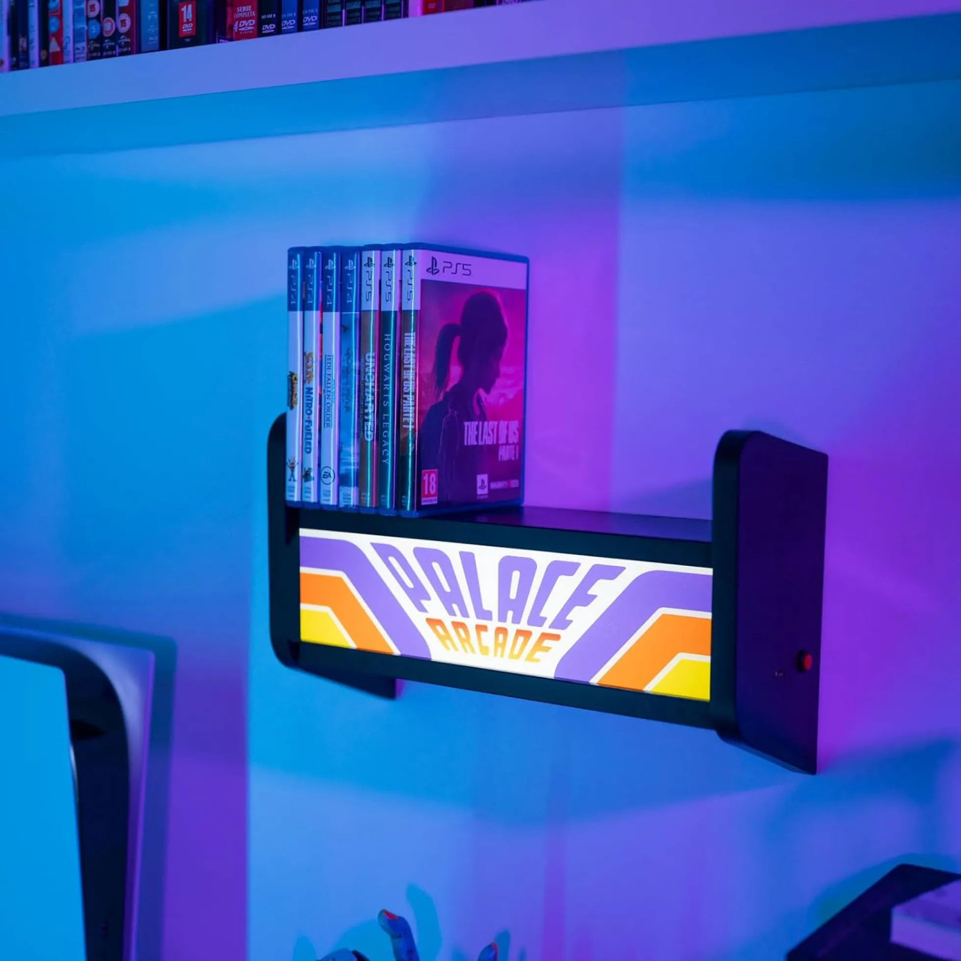 Stranger Things Palace Arcade LED Deko Regal