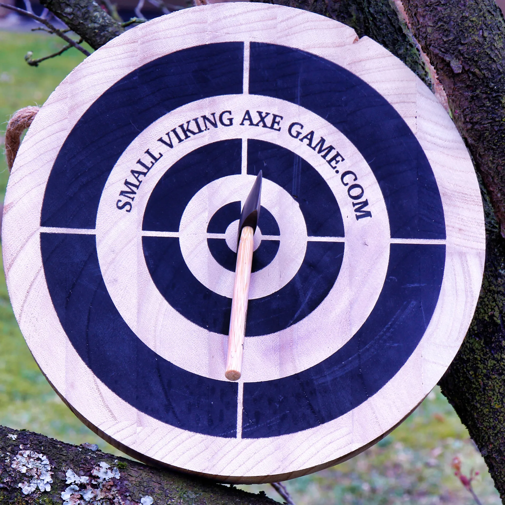 The Small Viking Axe Game - Miniatur-Wurfaxt-Sets